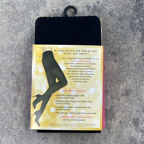 SPANX Star Power Black Center Stage Ribbed Row Patterned Shaping Tights Sz A - Picture 5 of 8